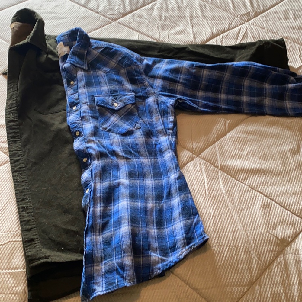 Euc Men Button Downs - image 1